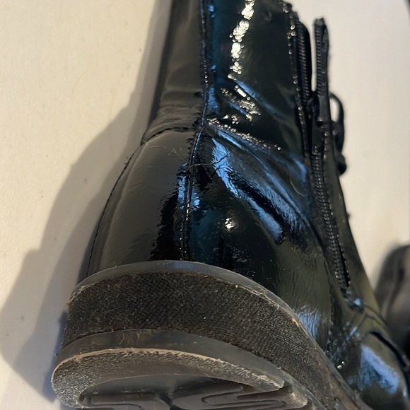 Mia Kids - Guilianna combat boots.  Black. Size 5.  Black. - Picture 5 of 14